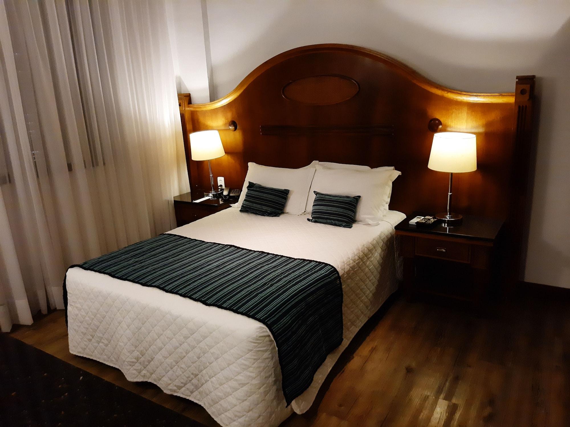 Johnscher By Sj - San Juan Hotel 4*