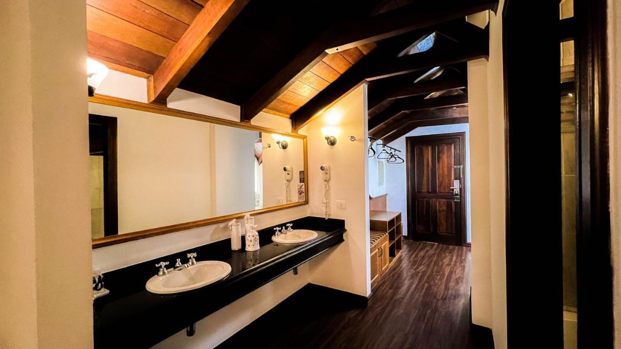 Johnscher By Sj - San Juan 4* Curitiba